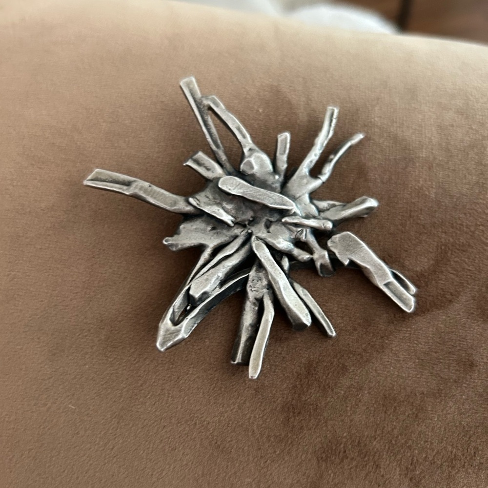 RIGAUX FRANCE BROOCH